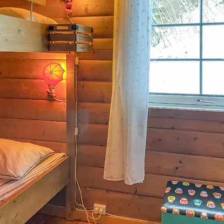 Lovely In Stranda With Kitchen Holiday home Stranda (More og Romsdal)