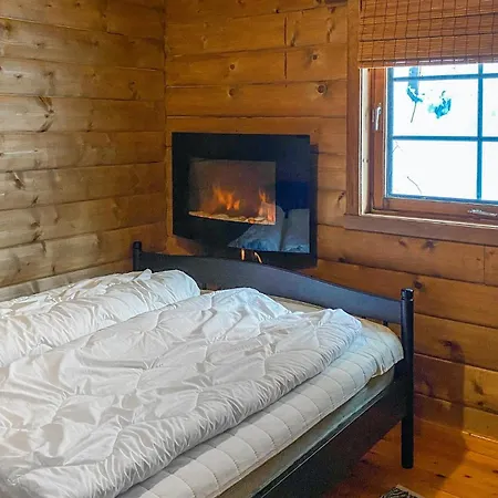 Lovely In Stranda With Kitchen Holiday home Stranda (More og Romsdal)